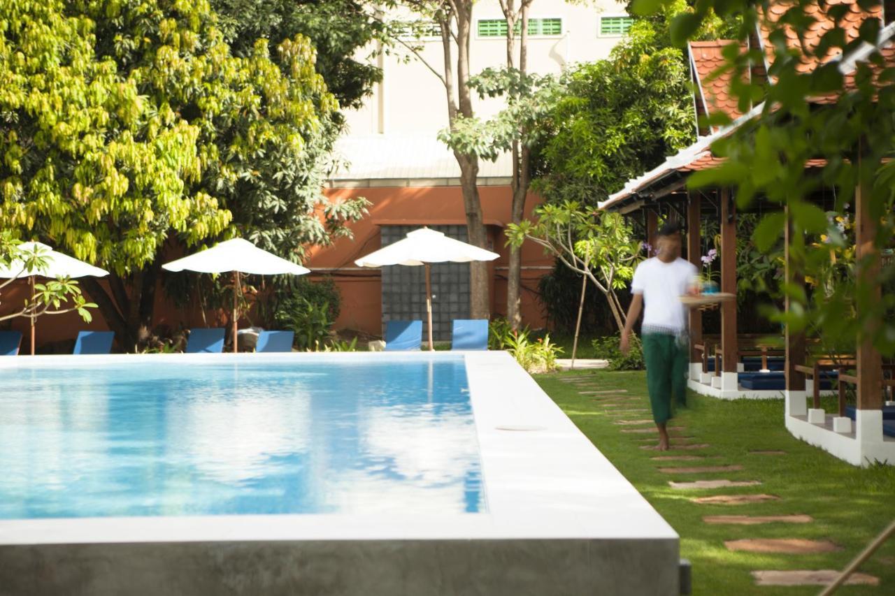 iRoHa Garden Hotel&Resort Phnom-Penh Buitenkant foto